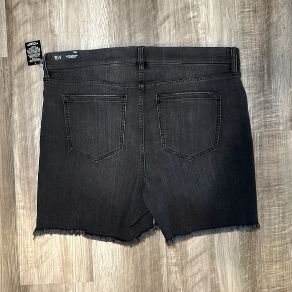 Liverpool The Shirt Gia Glider Denim Shorts - 18W - Picture 2 of 6